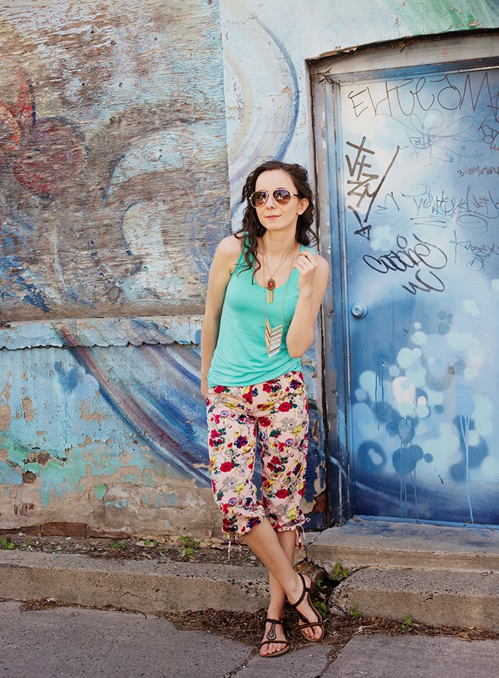 Floral-pants-harem-casual-chic-womens-fashion