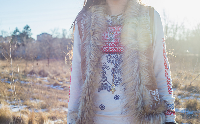 Faux-Fur-Embroidered-vest-winter-boho-fashion-7web