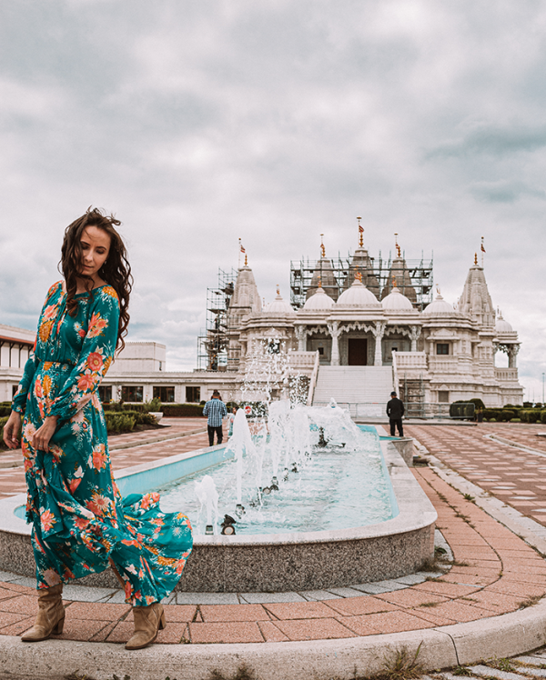 BAPS Swaminarayan Mandir – Moda Mama